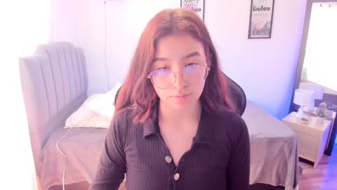 Snapshot of amy_sophiaa chatting on 03/06/25, 06:26 Amy sophia 3 online show from 03/06/25, 06:26