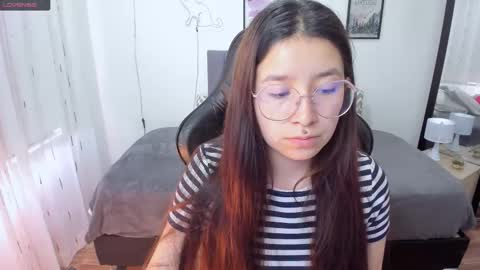 Snapshot of amy_sophiaa chatting on 09/23/25, 11:57 Amy sophia 3 online show from 09/23/25, 11:57