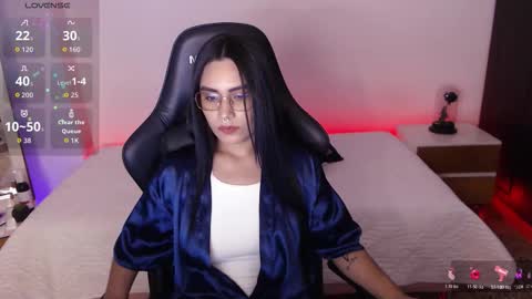 Mia Cristancho online show from 11/01/25, 04:42