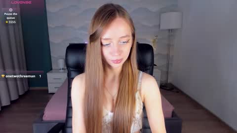 Amy online show from 11/08/25, 06:29