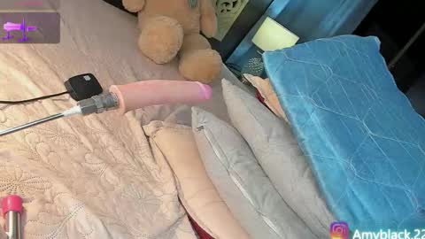 Amy online show from 10/09/25, 02:09