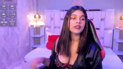 Snapshot of amyevan_ chatting on 10/02/25, 09:33 amyevan_ online show from 10/02/25, 09:33