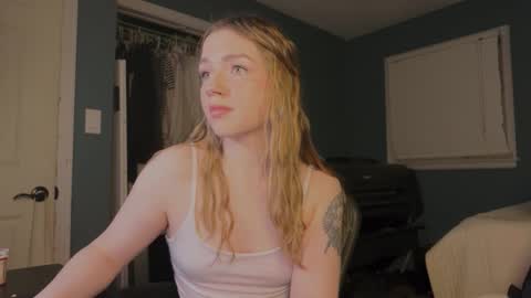 Snapshot of amyjj chatting on 11/08/25, 06:35 Amy online show from 11/08/25, 06:35