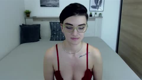Snapshot of amylexy chatting on 01/30/25, 09:25 Hi there guys My pleasure in your hands pvt is open online show from 01/30/25, 09:25