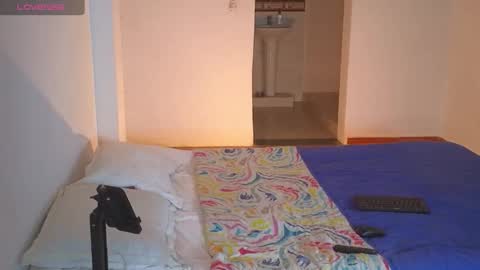 Amy Monroe online show from 11/06/25, 12:22