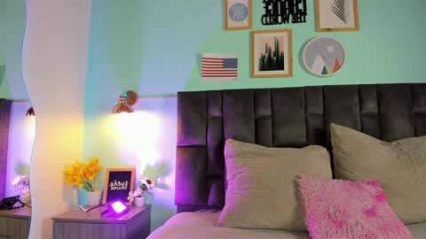 Snapshot of amypalmmer chatting on 01/13/25, 11:30 AMMY online show from 01/13/25, 11:30