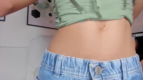 Amy online show from 09/12/25, 01:44