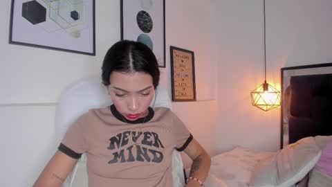 Amy online show from 10/09/25, 01:53