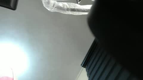 Snapshot of amywalker01 chatting on 12/11/24, 12:12 amy online show from 12/11/24, 12:12