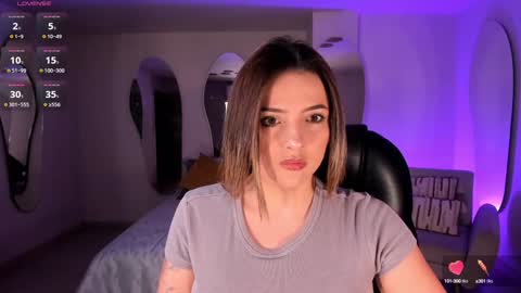 Snapshot of amywoods chatting on 01/09/25, 11:45 online show from 01/09/25, 11:45