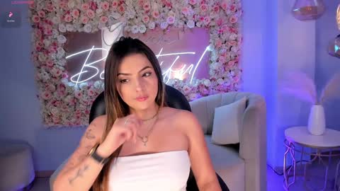 Snapshot of amywoods chatting on 01/12/25, 10:22 online show from 01/12/25, 10:22