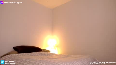 Snapshot of an_expose chatting on 11/13/25, 05:12 an expos online show from 11/13/25, 05:12