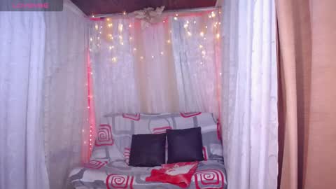 Ana online show from 10/13/25, 11:27