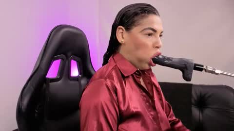 anabel alice gandara  online show from 11/06/25, 08:15