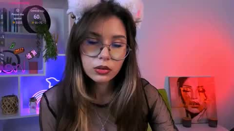 Snapshot of anabel_foxis chatting on 10/11/25, 03:50 anabel_foxis online show from 10/11/25, 03:50