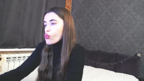 Anna online show from 11/24/25, 12:27