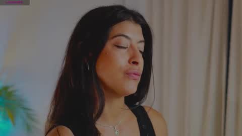 anabelcurvy online show from 10/21/25, 07:03