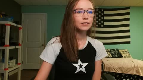 Anabelleleigh online show from 10/08/25, 12:25