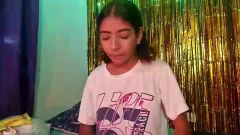 Snapshot of anais__cooper_ chatting on 01/26/25, 06:27 anais cooper online show from 01/26/25, 06:27