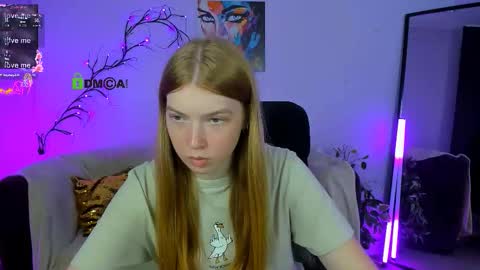 Snapshot of anais_boom chatting on 09/24/25, 12:19 Anais online show from 09/24/25, 12:19