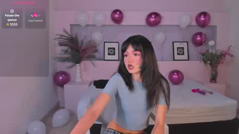 Snapshot of anaisvelvet1 chatting on 09/09/25, 09:25 Anais online show from 09/09/25, 09:25