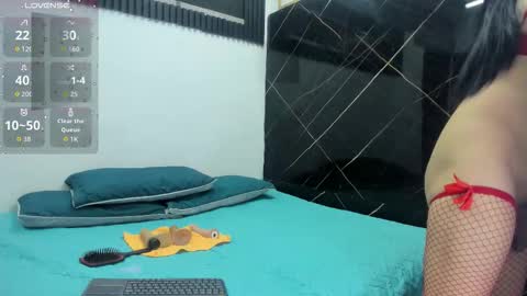 Analia smith online show from 11/02/25, 02:25