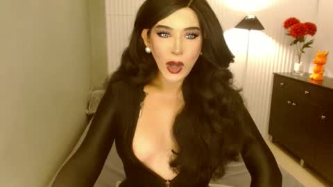 Snapshot of analordgoddessxx chatting on 02/07/25, 11:34 Thena online show from 02/07/25, 11:34