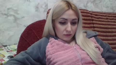 Snapshot of analqueen2024 chatting on 12/03/24, 03:22 analqueen2024 online show from 12/03/24, 03:22