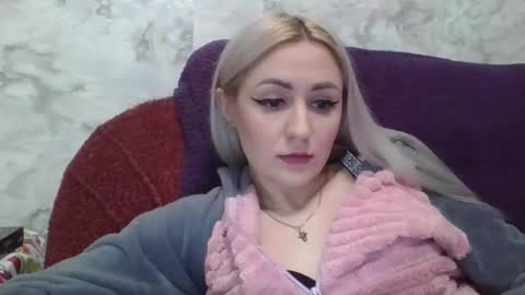 Snapshot of analqueen2024 chatting on 12/28/24, 04:09 analqueen2024 online show from 12/28/24, 04:09