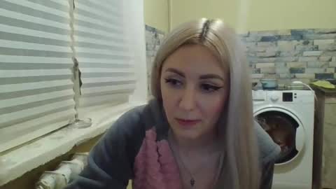 Snapshot of analqueen2024 chatting on 12/29/24, 03:24 analqueen2024 online show from 12/29/24, 03:24