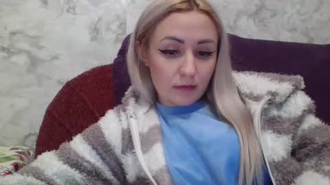 Snapshot of analqueen2024 chatting on 12/30/24, 04:51 analqueen2024 online show from 12/30/24, 04:51