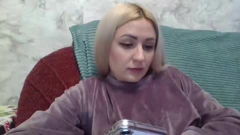 Snapshot of analqueen2024 chatting on 01/25/25, 10:19 analqueen2024 online show from 01/25/25, 10:19