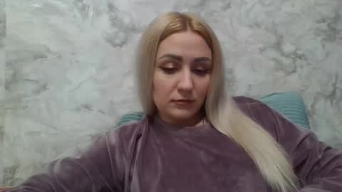 Snapshot of analqueen2024 chatting on 10/14/25, 02:45 analqueen2024 online show from 10/14/25, 02:45