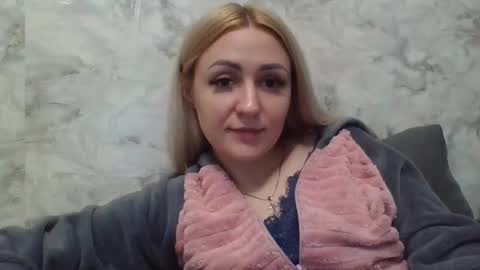 Snapshot of analqueen2024 chatting on 10/17/25, 08:28 analqueen2024 online show from 10/17/25, 08:28