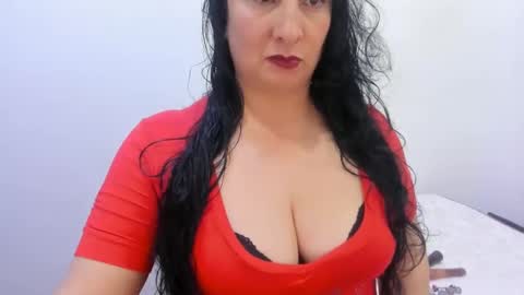 Snapshot of anamaria288 chatting on 12/26/24, 12:03 anamaria288 online show from 12/26/24, 12:03