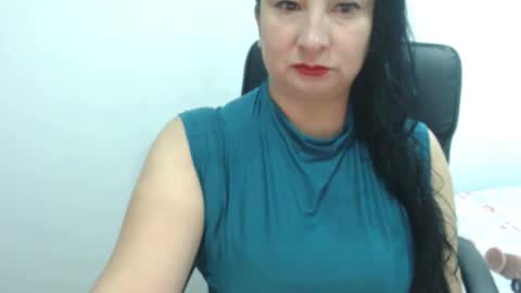 Snapshot of anamaria288 chatting on 09/10/25, 12:05 anamaria288 online show from 09/10/25, 12:05