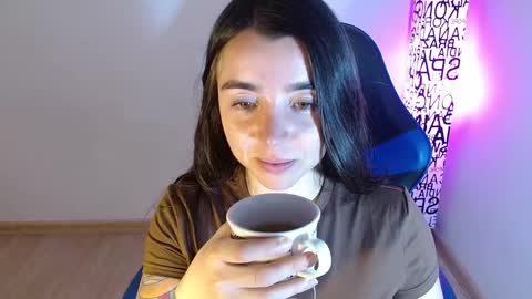 ana 3 online show from 10/27/25, 01:20