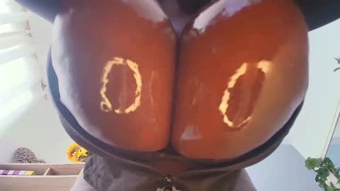 ana  online show from 10/29/25, 01:24