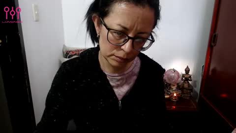 Snapshot of anasstaciaevanss chatting on 12/08/24, 08:04 Anastacia online show from 12/08/24, 08:04