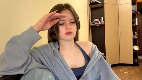 Lucy online show from 10/04/25, 04:27