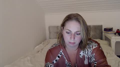 Andorphin online show from 10/31/25, 08:10