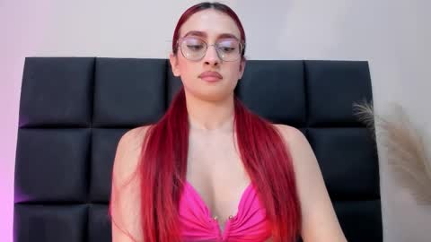 Snapshot of andracyruss chatting on 11/08/25, 12:33 Andra Cyrus online show from 11/08/25, 12:33