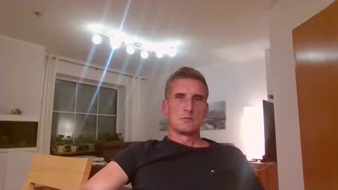 Name online show from 09/11/25, 07:14