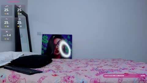 Snapshot of andrea_cherryy_ chatting on 11/05/25, 01:44 Andrea Cherry online show from 11/05/25, 01:44