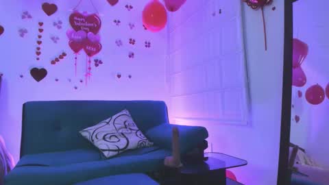 ANDREA IM INDEPENDENT MODEL online show from 09/22/25, 10:45