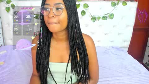 Naomi Andrea Daviss online show from 10/03/25, 12:13