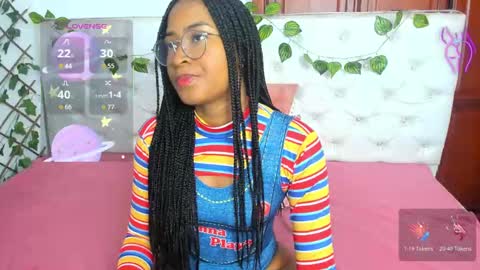 Naomi Andrea Daviss online show from 10/31/25, 12:17