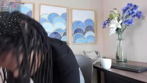 Snapshot of andreaa_zoee_ chatting on 11/09/25, 01:42 Andrea Zoelins online show from 11/09/25, 01:42