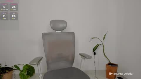 Snapshot of andrearboleda chatting on 03/08/25, 03:56 Andrea online show from 03/08/25, 03:56