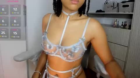 Snapshot of andrearboleda chatting on 11/14/25, 12:15 Andrea online show from 11/14/25, 12:15